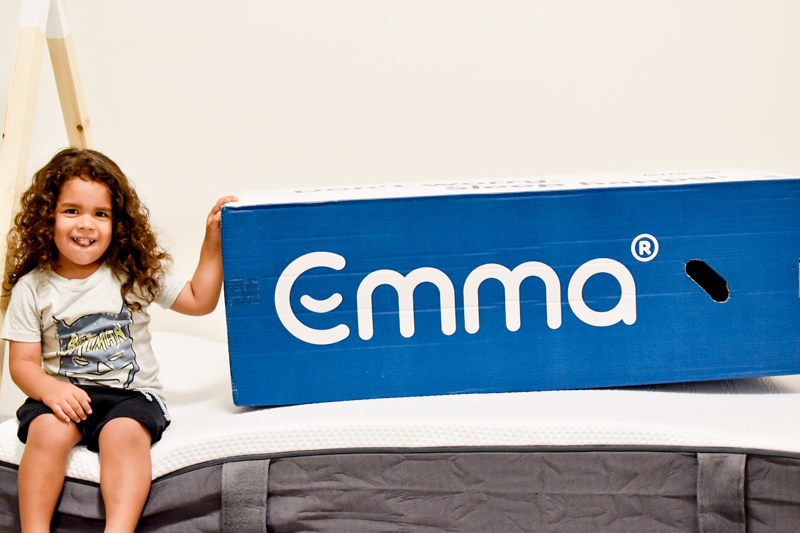 review-of-our-emma-original-mattress-giveaway-child-blogger